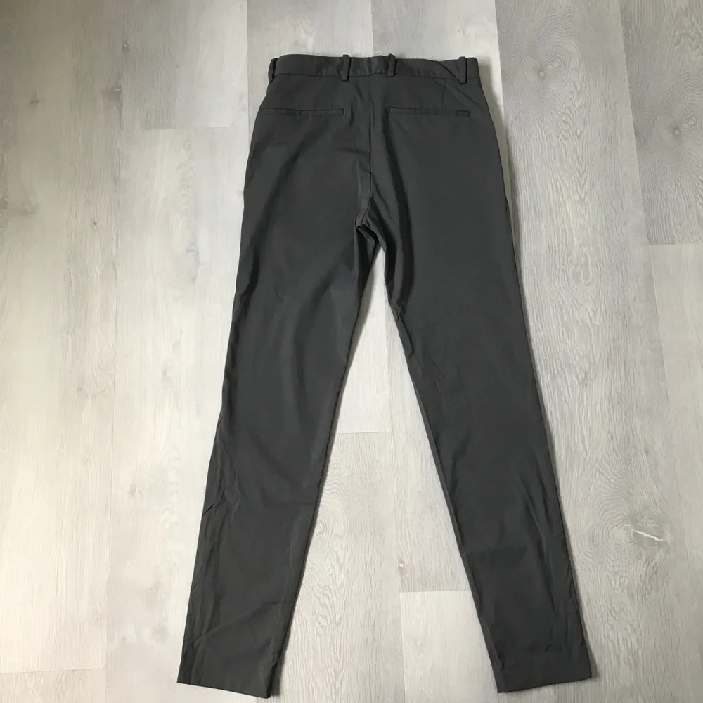 VINCE GRAY CHINO FLEECE TECH PANTS SLIM STRAIGHT LEG MENS 30